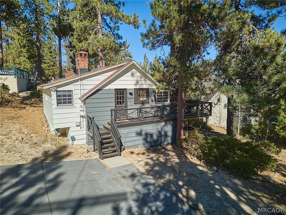 38598 Talbot Dr