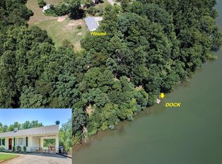 1111 Little Paradise Ln, Vinton, VA 24179