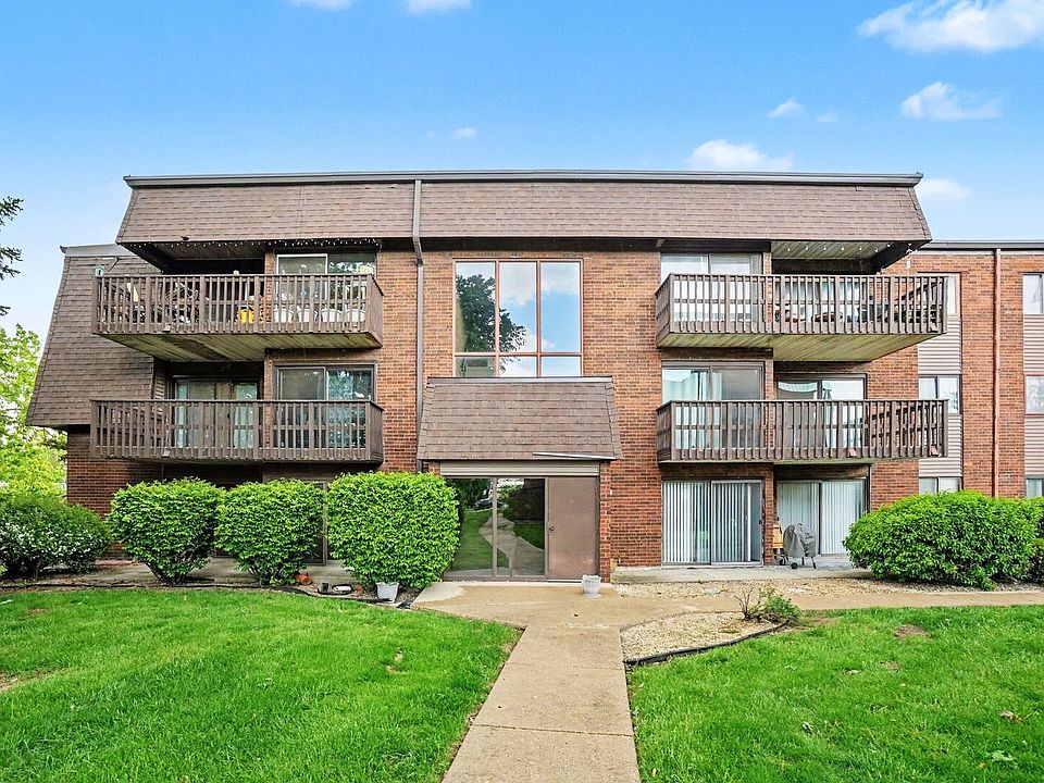 1st image of 1619 Richmond Cir Unit 205