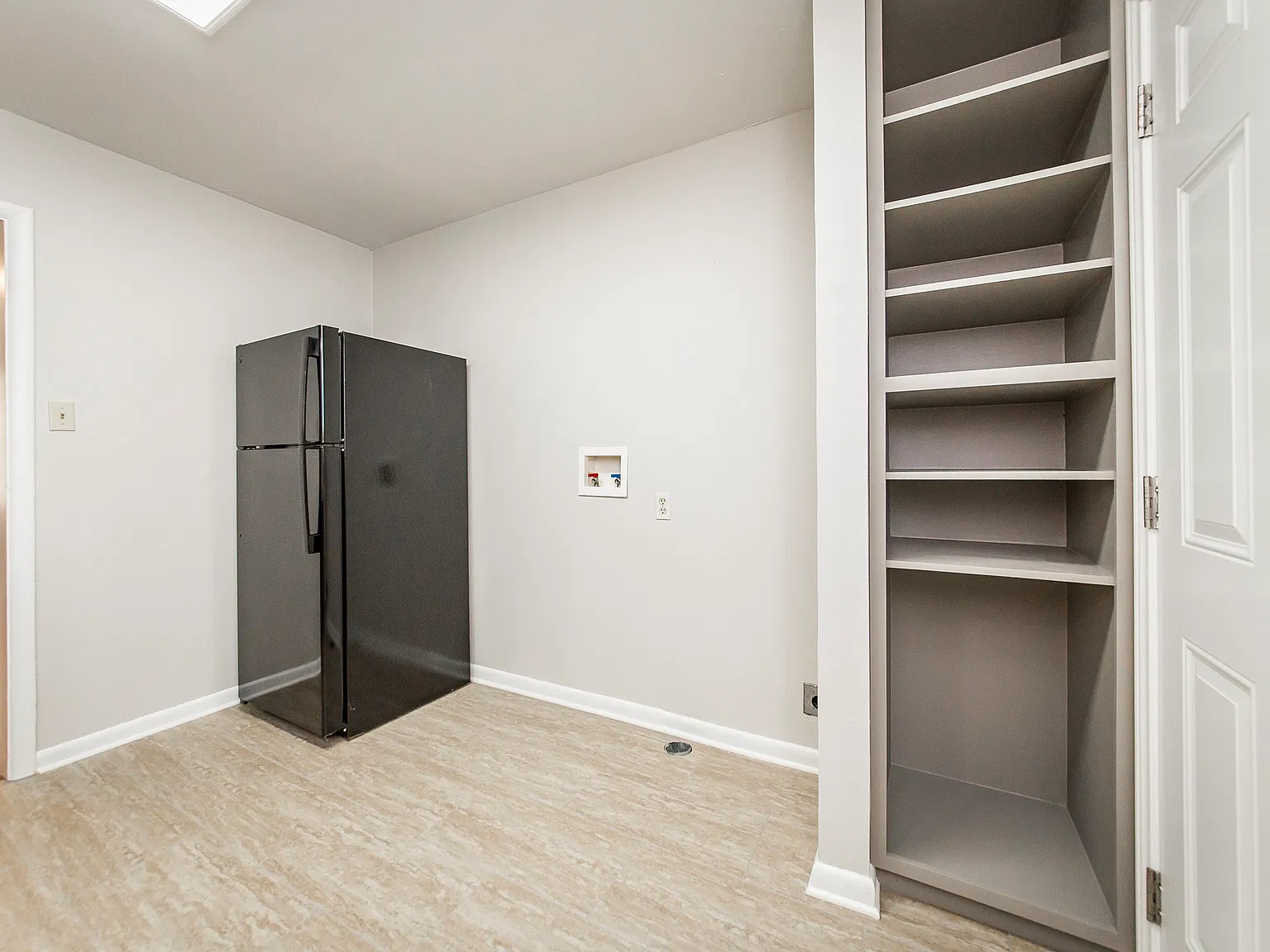 221 N Fillmore - 1 — Photo 3