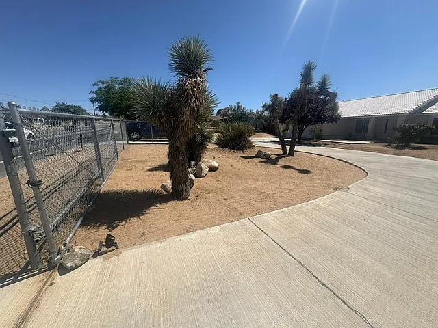 7364 Palomar Ave — Photo 34