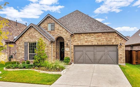 3rd image of 6800 Marina Cir