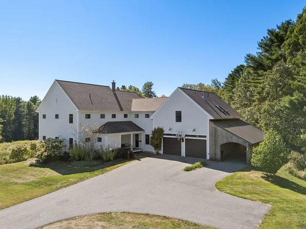 11 Orchard Hill Road, Freeport, ME 04032