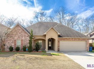 1397 Rue Riviere Dr, Port Allen, LA 70767