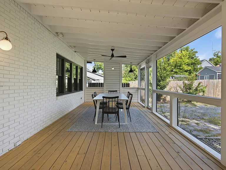 1043 Sharpe Ave — Photo 36