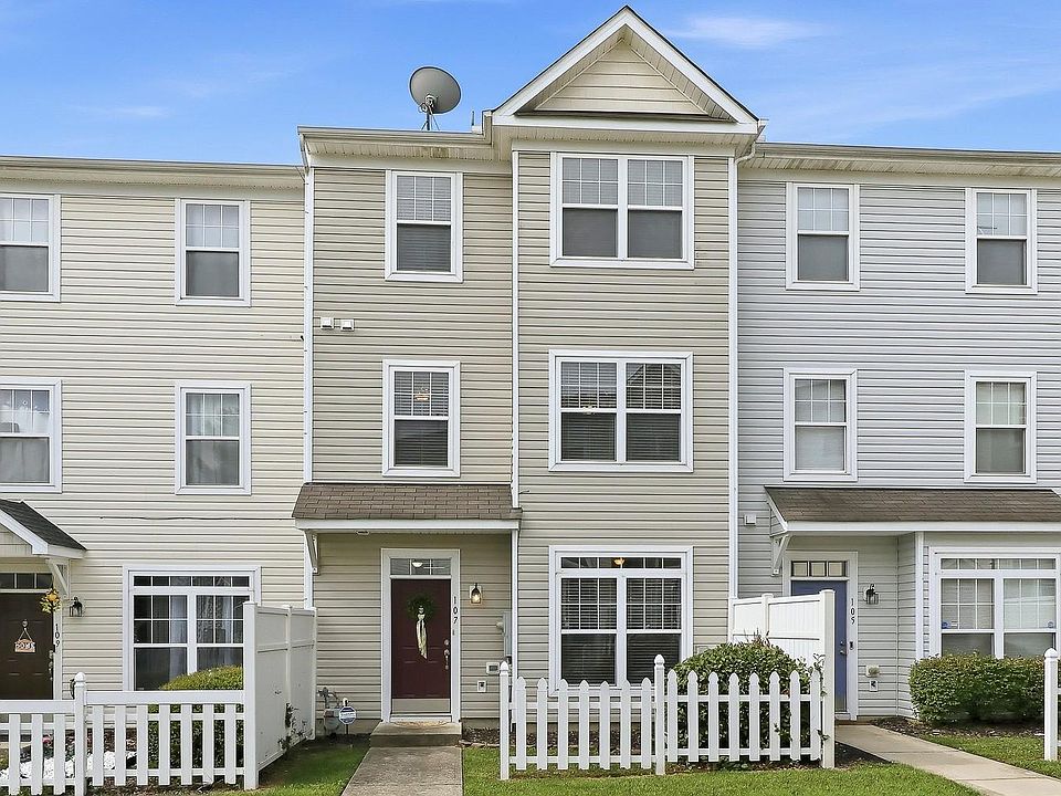 1st image of 8620 Neuse Club Ln APT 107