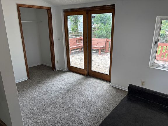 4th image of 5406 S 49th St