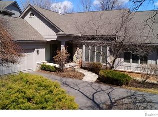 4888 Woodcliff Hill Rd #1, West Bloomfield, MI 48323