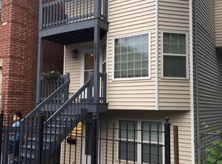 2037 W Coulter St, Chicago, IL 60608