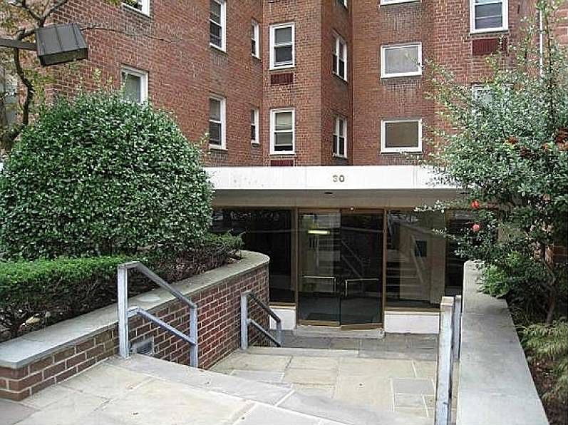 1st image of 30 E Hartsdale Ave #6K