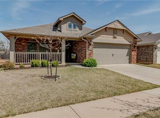 10433 NW 35th St, Yukon, OK 73099