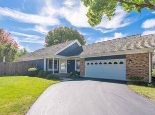 530 Park Barrington Way, Barrington, IL 60010