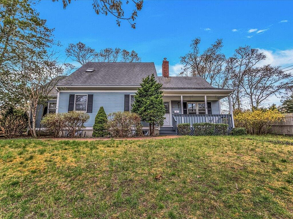 70 Highland Street, Mashpee, MA 02649 MLS 22301609 Zillow
