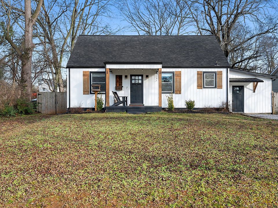 1st image of 2707 Brunswick Dr