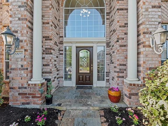 2nd image of 6507 Quiet Pointe Dr