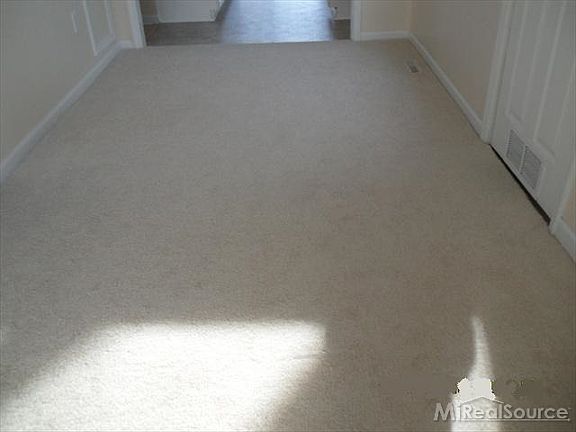5th image of 22501 Furton St