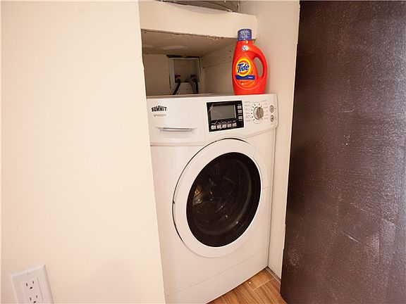 3rd image of 4118 43rd St #6B
