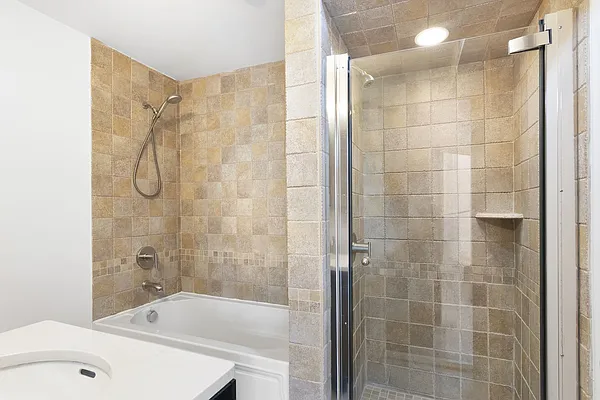 Sold by Compass | media 18