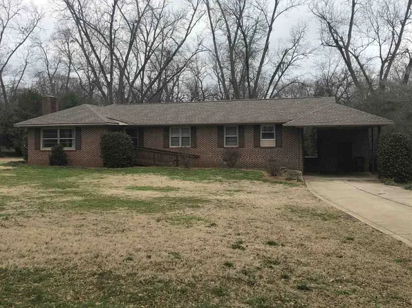 313 E Magnolia St, Eatonton, GA 31024