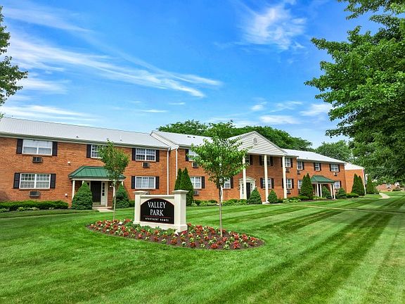 Lush Landscaping & Green Space
