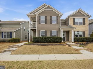 557 Cypher Dr, Suwanee, GA 30024