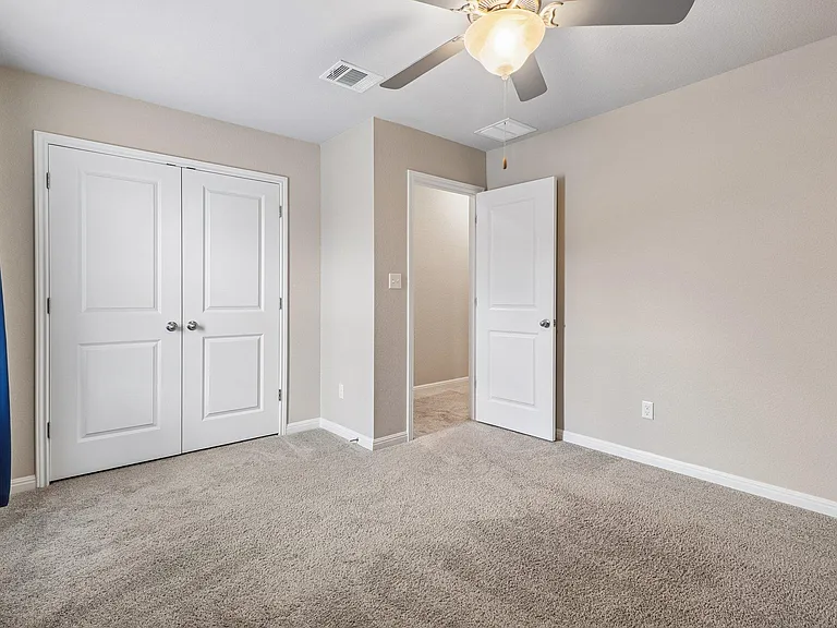 616 Sigourney Way — Photo 21