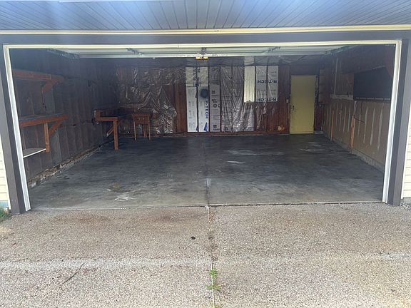 4th image of 1606-08 S Union Rd #1608