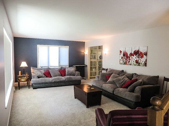 5th image of 2885 Redbarn Ln