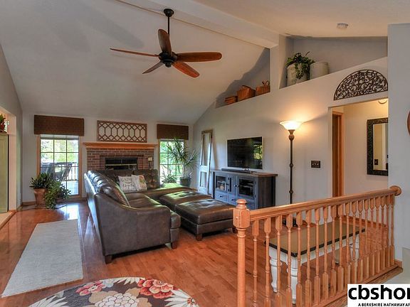 3rd image of 2109 Dana Ln