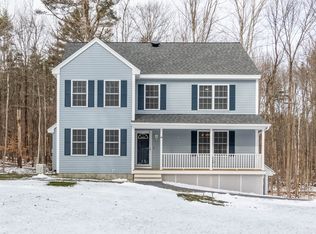 6 Smith Pond Rd, Raymond, NH 03077