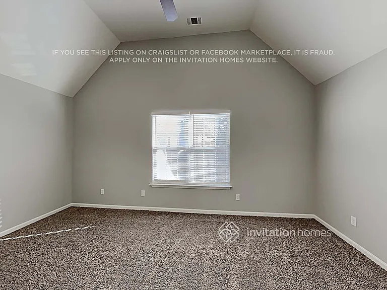 904 Grass Hollow Ct — Photo 11