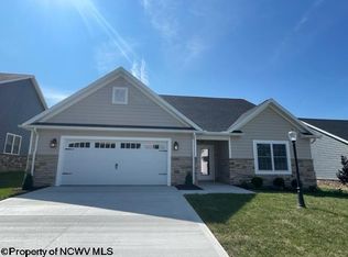 73 Hidden Brook Cir, Morgantown, WV 26508