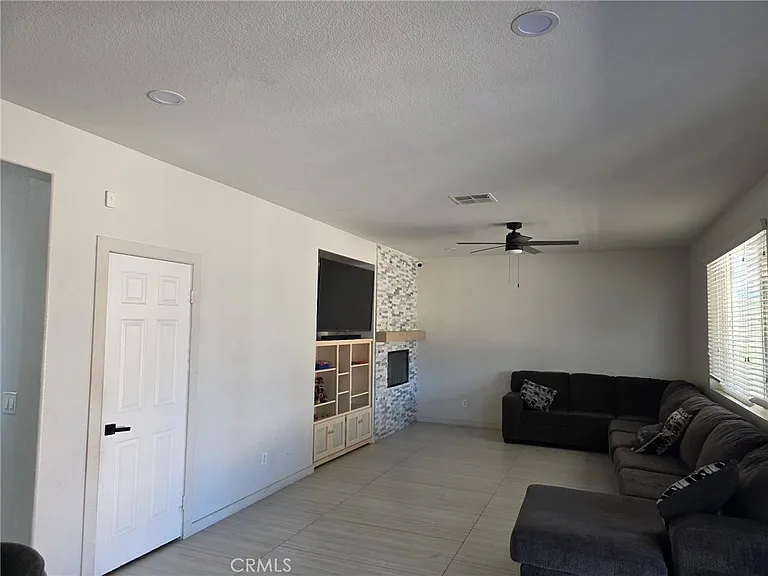10184 Marissa Ct — Photo 5