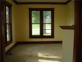 3rd image of 606 Washington Blvd