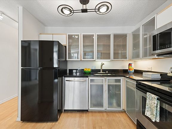 5th image of 440 N McClurg Ct APT 512
