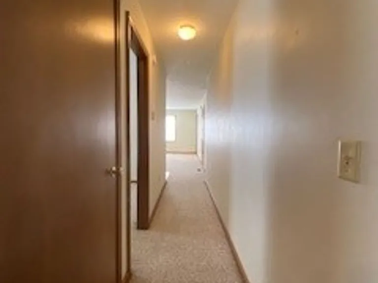 212 Stonewall Ct — Photo 9