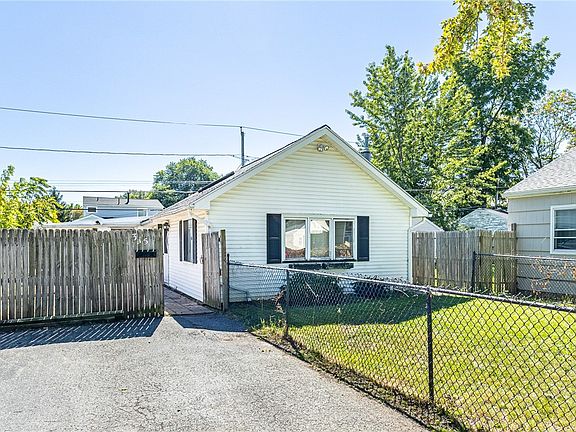 4th image of 315 Leonard Rd
