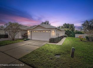 31034 Whitlock Dr, Zephyrhills, FL 33543