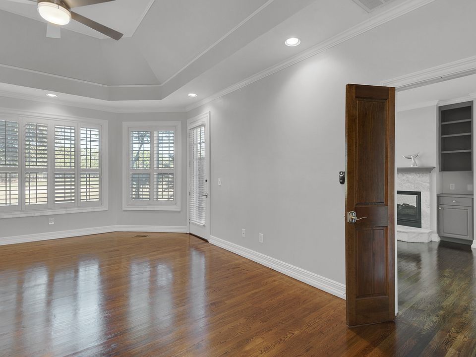 1st image of 1535 Island Green Ln W