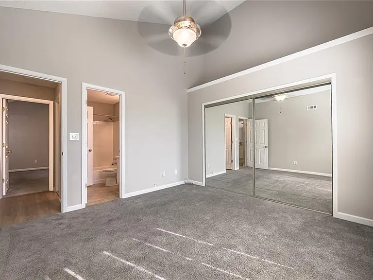 1107 Sandy Lane Dr — Photo 20