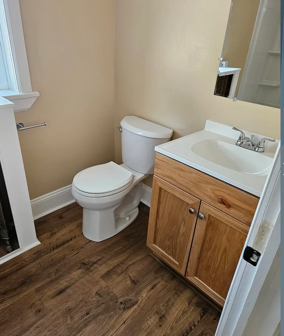 2 bed, 1060 sqft, $1,500 — Photo 2