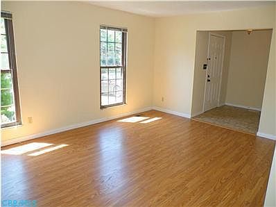 2nd image of 2592 Sawmill Meadows Ave