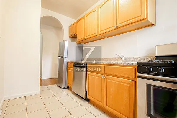 Rented by ZealEstate Group Inc | media 2