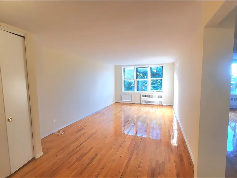 53 Wall St #2 — Photo 3