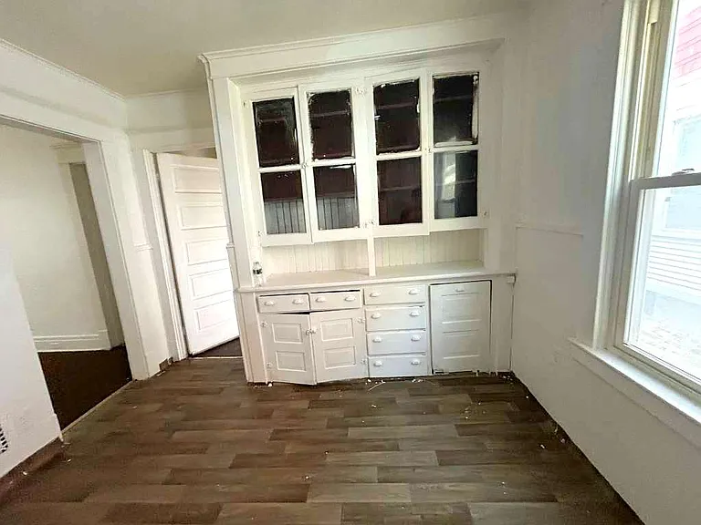 38 Goulding Ave #1 — Photo 8