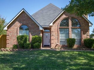 209 Lost Oaks Dr, Waco, TX 76705
