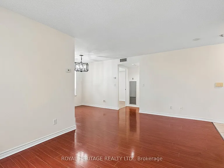 5039 Finch Ave E #703 — Photo 17