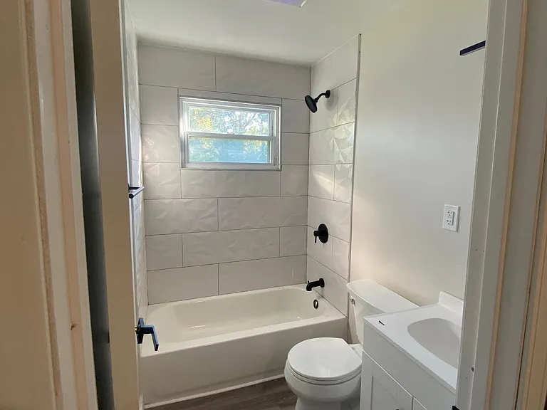 1654 Wiard Blvd — Photo 9