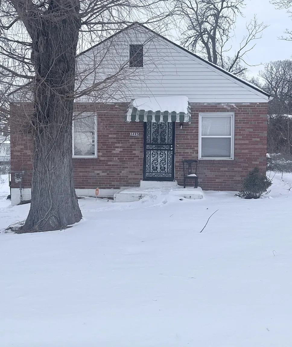 2 bed, 1040 sqft, $1,200 — Photo 1