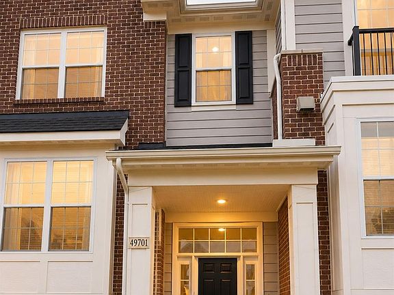2nd image of 49701 Lantern Way
